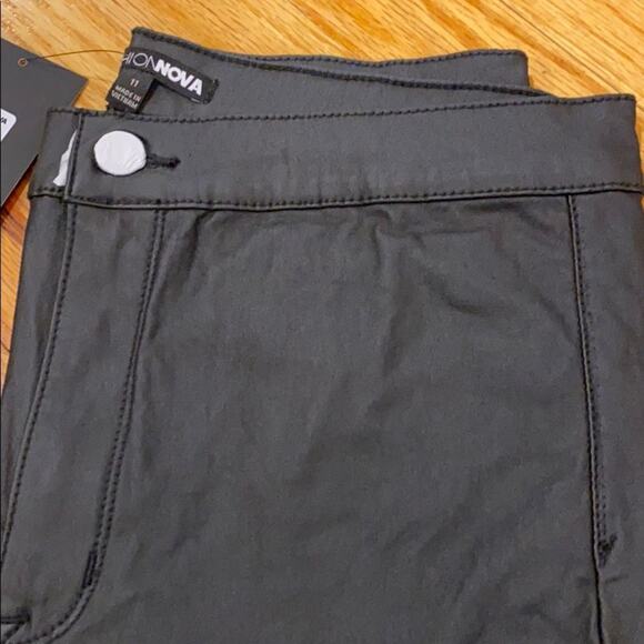 Fashion nova pleather jeans size 11 NWT - Picture 3 of 4